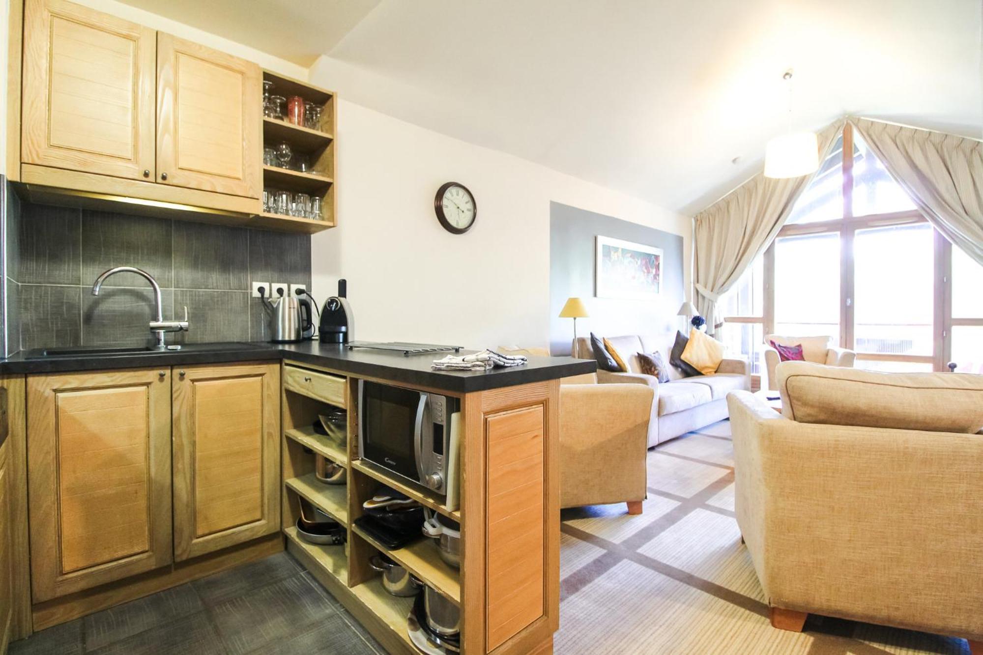 Exceptional 3 Bed Penthouse With Fireplace And Stunning Views フレーヌ エクステリア 写真