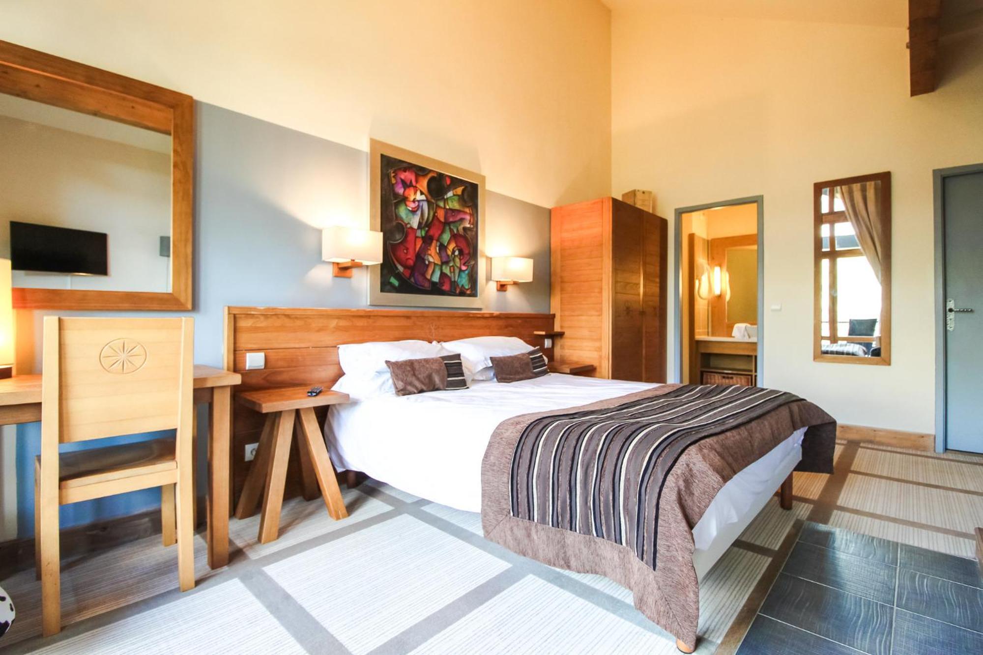 Exceptional 3 Bed Penthouse With Fireplace And Stunning Views フレーヌ エクステリア 写真