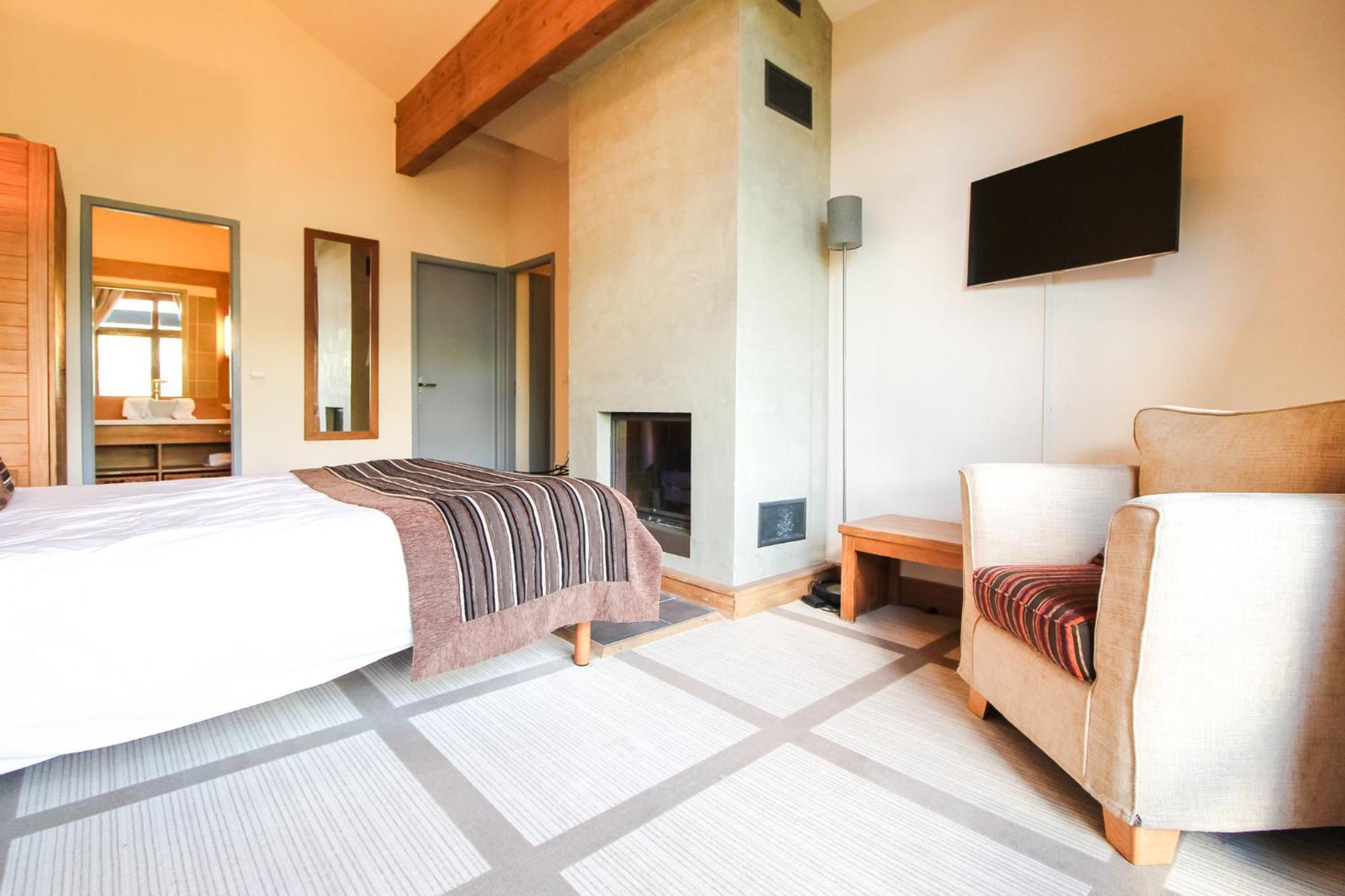 Exceptional 3 Bed Penthouse With Fireplace And Stunning Views フレーヌ エクステリア 写真