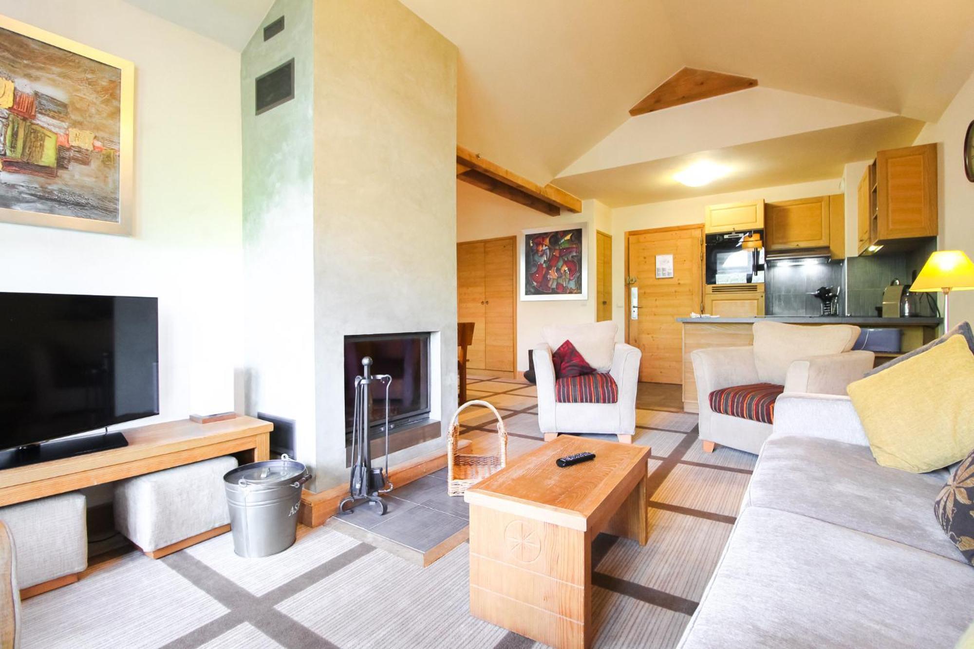 Exceptional 3 Bed Penthouse With Fireplace And Stunning Views フレーヌ エクステリア 写真