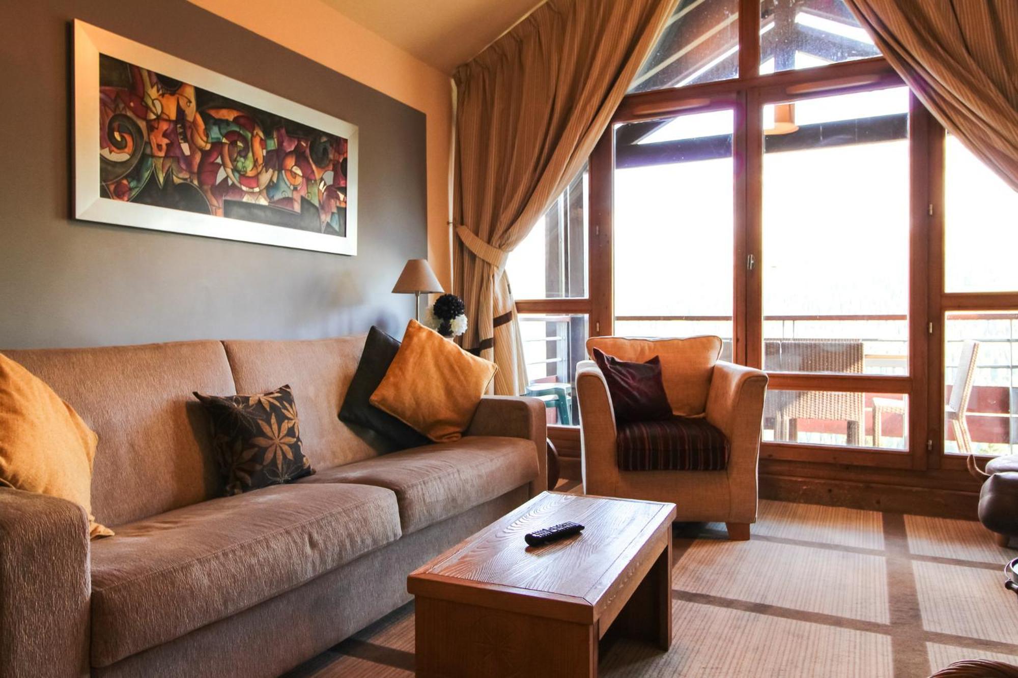 Exceptional 3 Bed Penthouse With Fireplace And Stunning Views フレーヌ エクステリア 写真