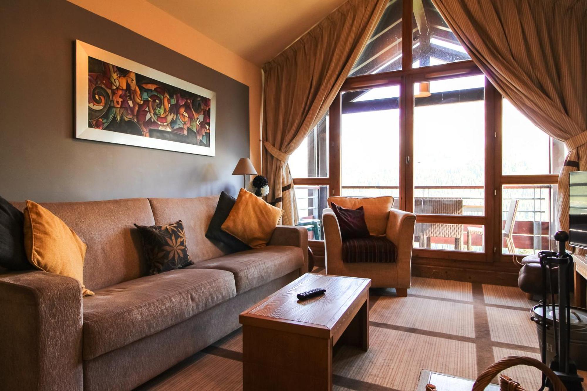 Exceptional 3 Bed Penthouse With Fireplace And Stunning Views フレーヌ エクステリア 写真