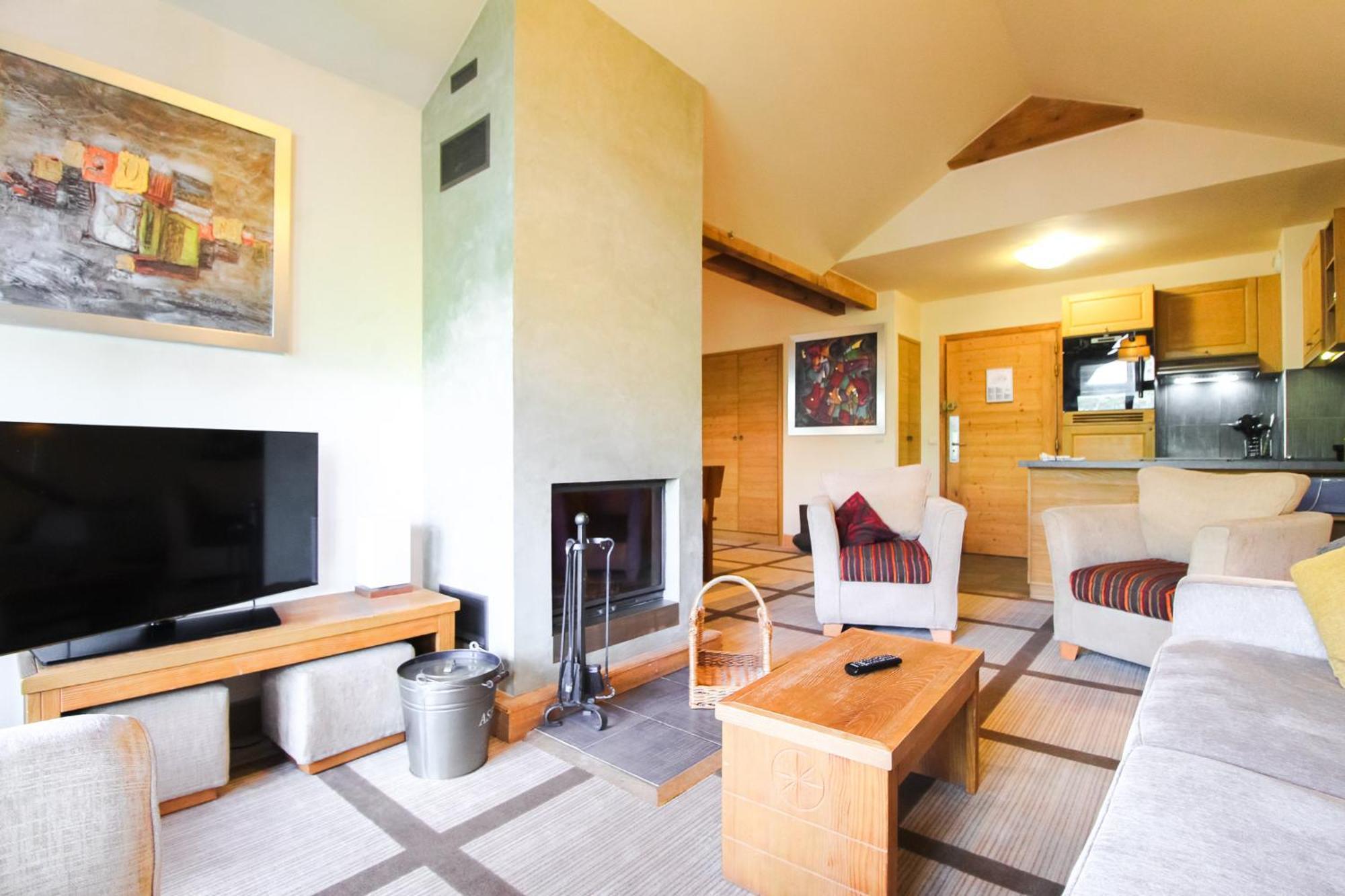 Exceptional 3 Bed Penthouse With Fireplace And Stunning Views フレーヌ エクステリア 写真