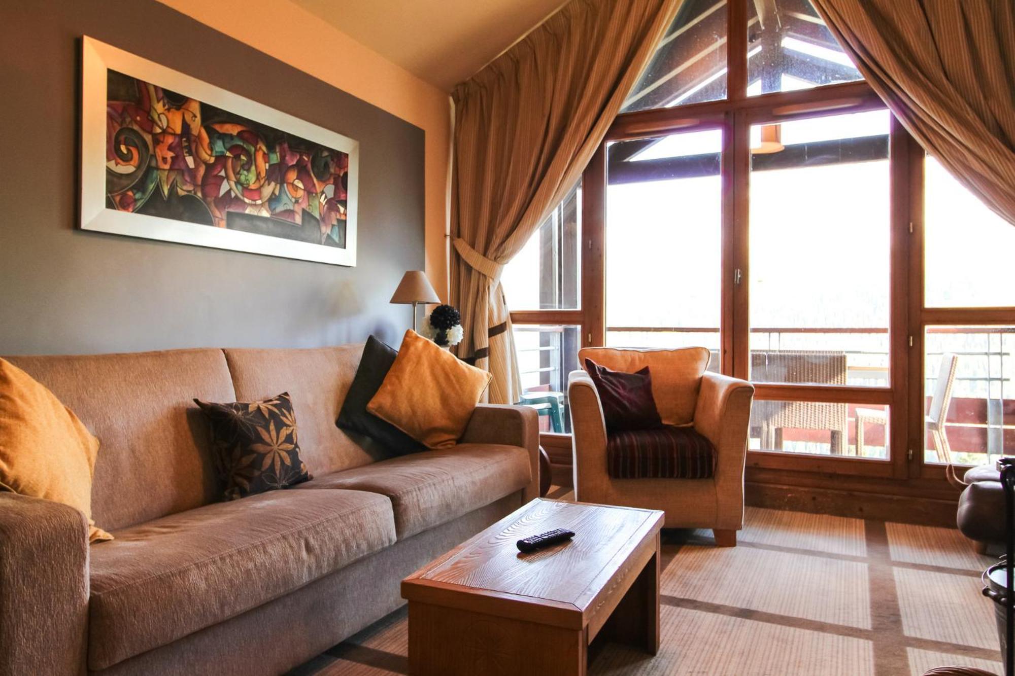 Exceptional 3 Bed Penthouse With Fireplace And Stunning Views フレーヌ エクステリア 写真