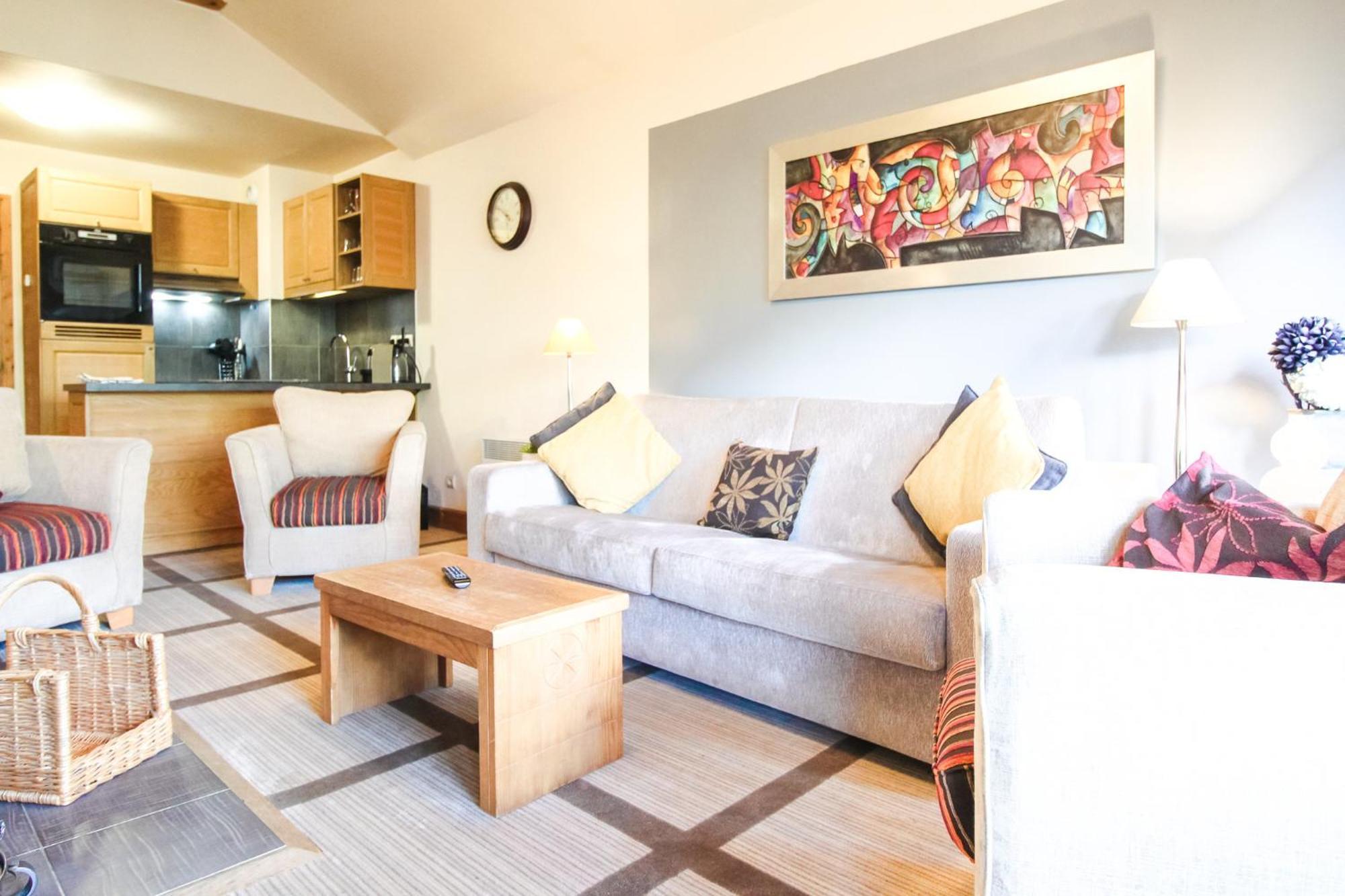 Exceptional 3 Bed Penthouse With Fireplace And Stunning Views フレーヌ エクステリア 写真